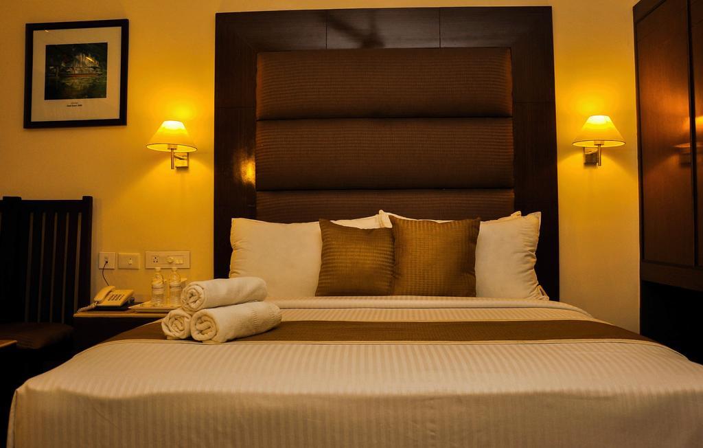 The Gopinivas Grand Hotel Kanyakumari Værelse billede